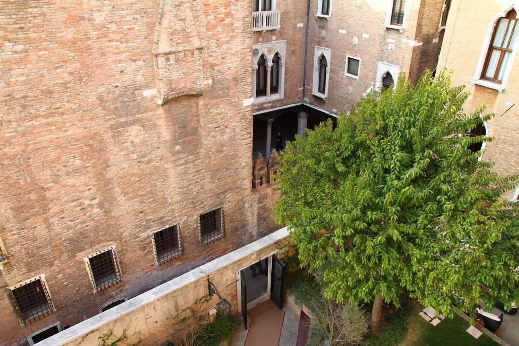 Pesaro Palace 4* Venecia